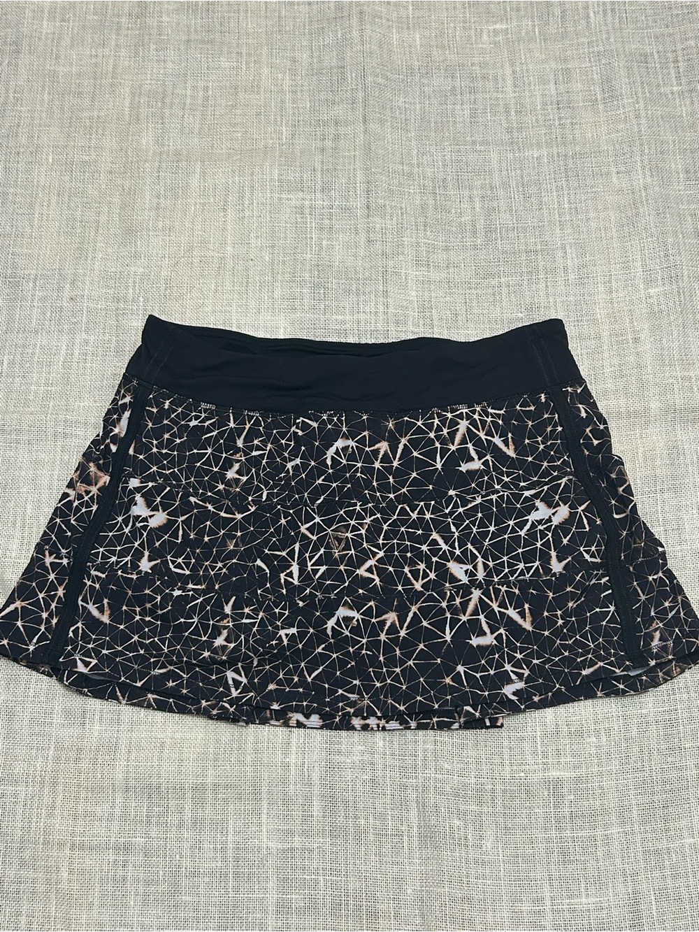 Lululemon Skort Womens Pace
Rival Skirt Black Sugar Crush
Pickleball Tennis 10